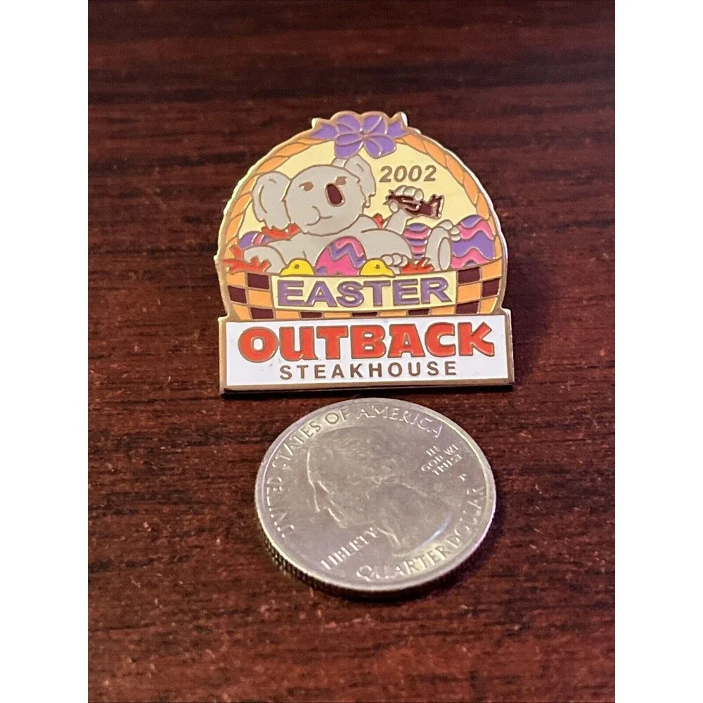 Outback Steakhouse 2002 Easter Koala‎ Lapel Hat Pin